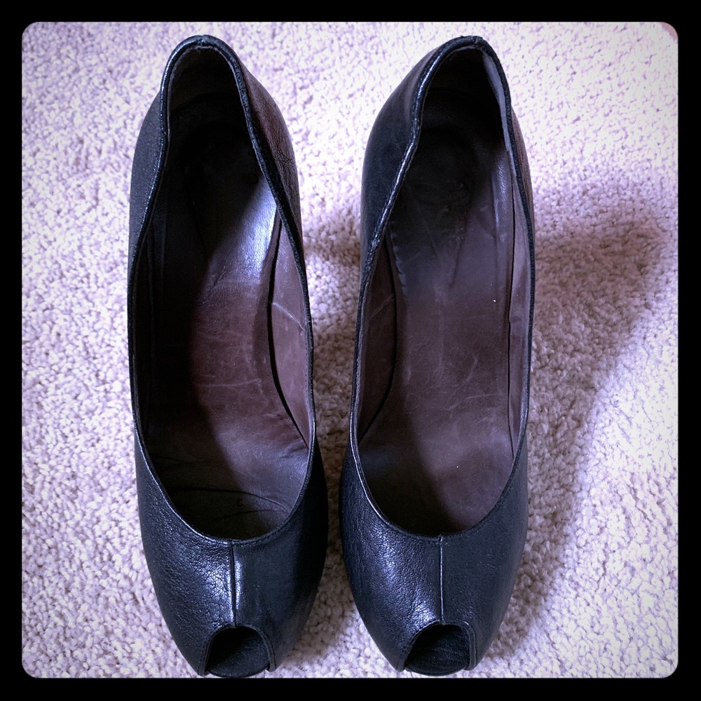 Joie sexy peep toe shoes
